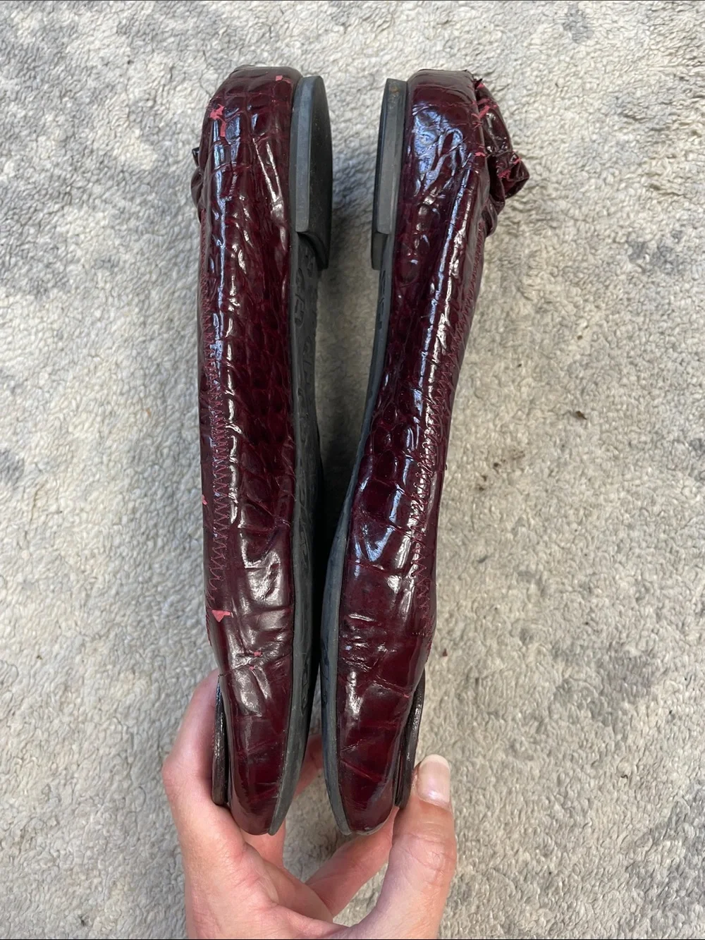 Tory Burch Reva T Logo Medallion Scrunch Burgundy Croc Patent Ballet Flats
